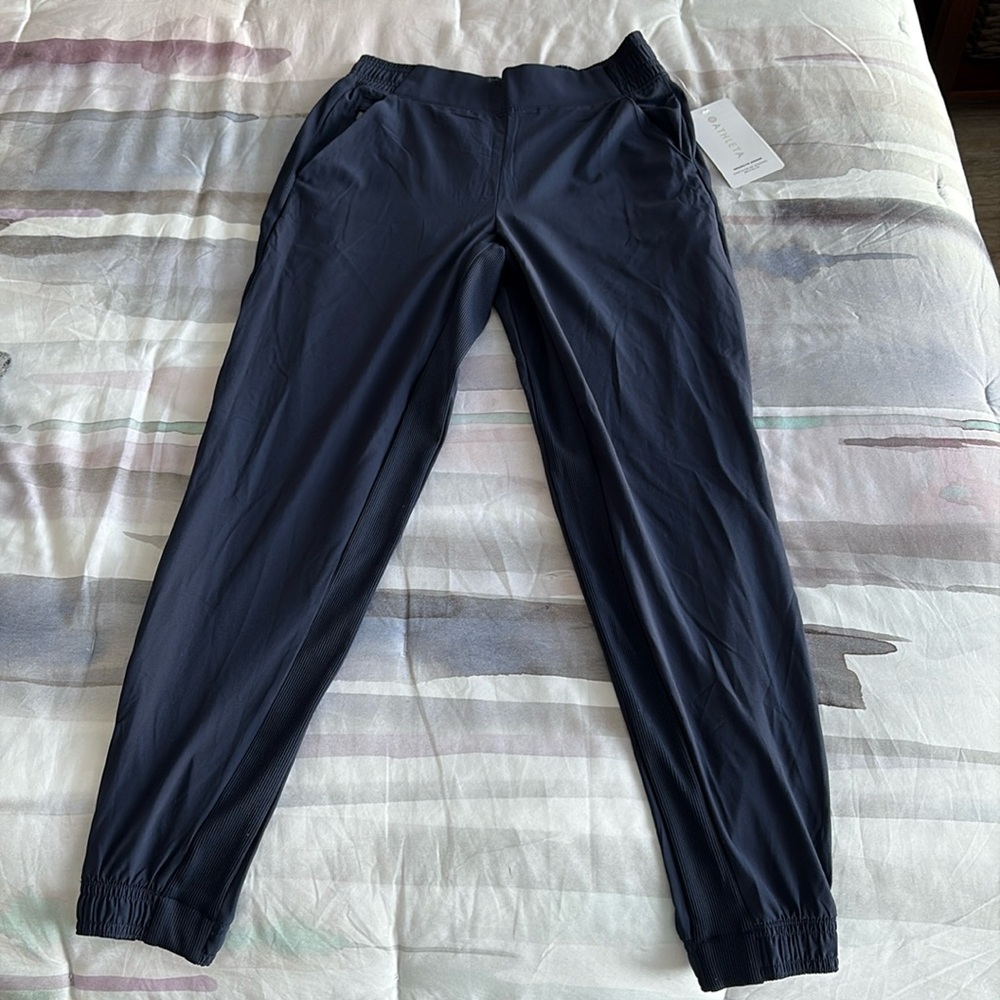 NEW Athleta Brooklyn Jogger